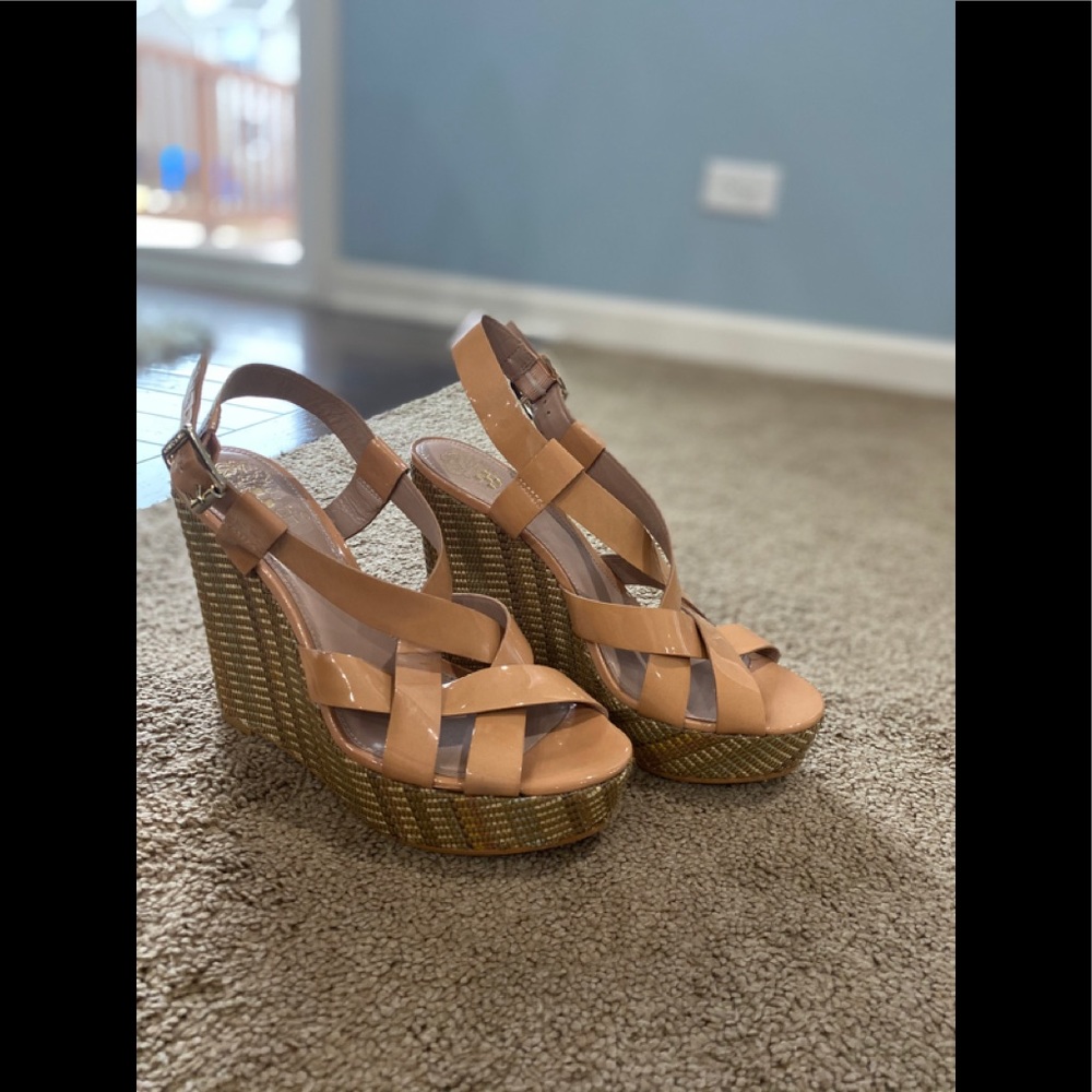 Vince Camuto platform sandals,size 7.5